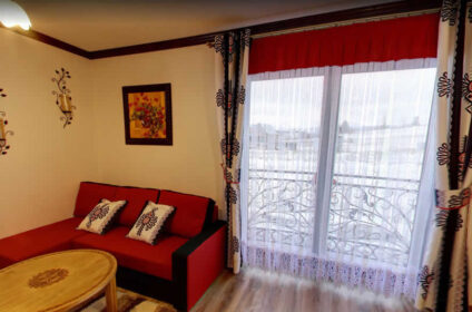 DOMKI CAŁOROCZNE I POKOJE PRZY BASENACH MAGDALENA